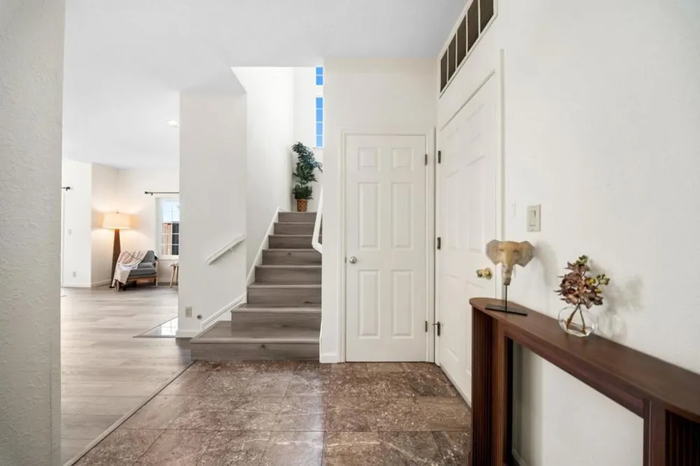 1591 Fifth Avenue Belmont, CA 94002