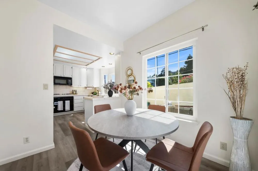 1591 Fifth Avenue Belmont, CA 94002