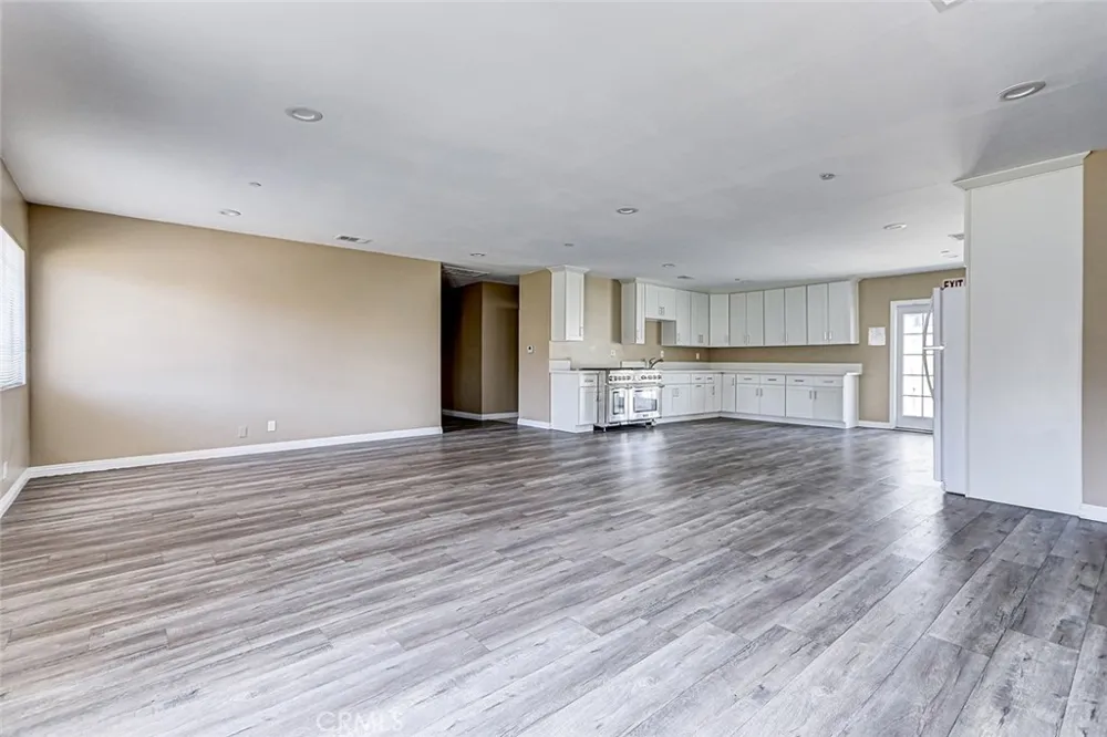 2018 E La Palma Avenue Anaheim, CA 92806