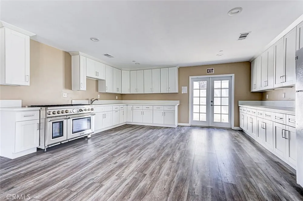 2018 E La Palma Avenue Anaheim, CA 92806