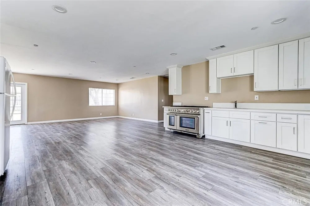 2018 E La Palma Avenue Anaheim, CA 92806