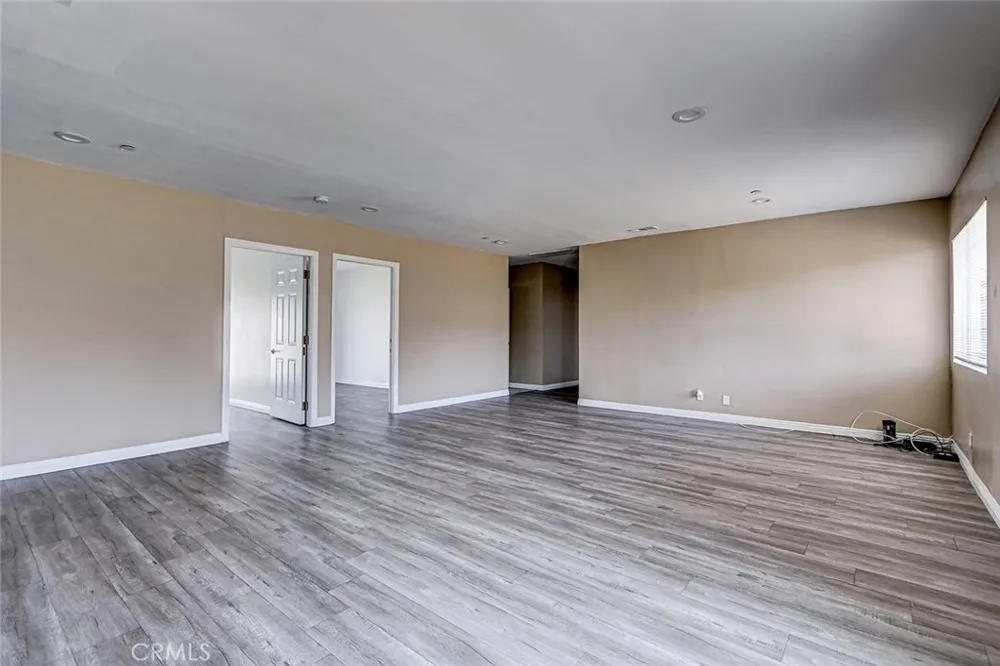 2018 E La Palma Avenue Anaheim, CA 92806