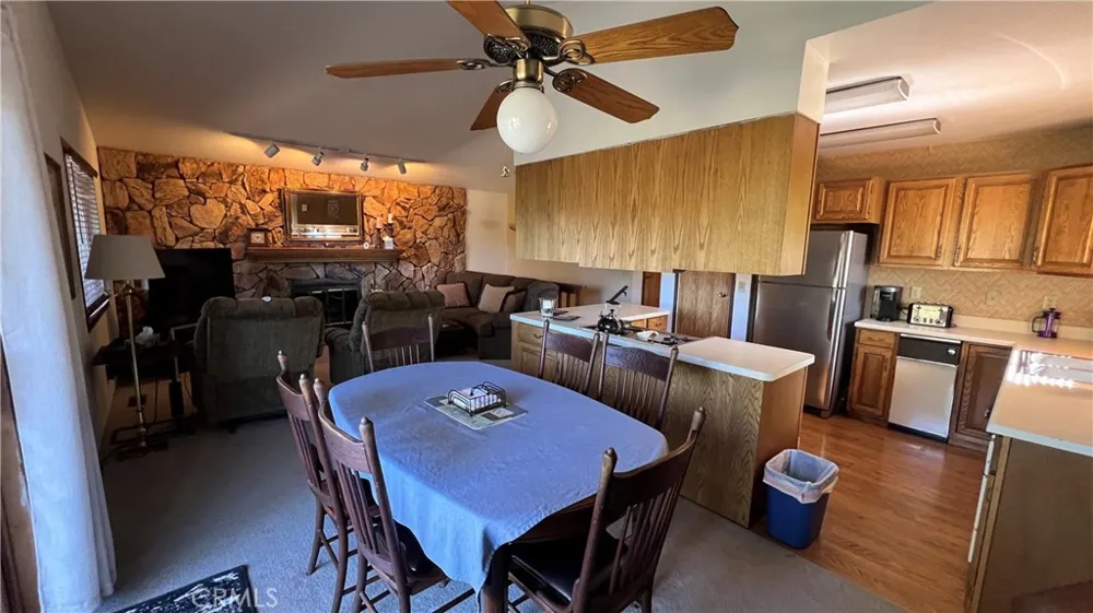 33393 Robin Drive Green Valley Lake, CA 92341