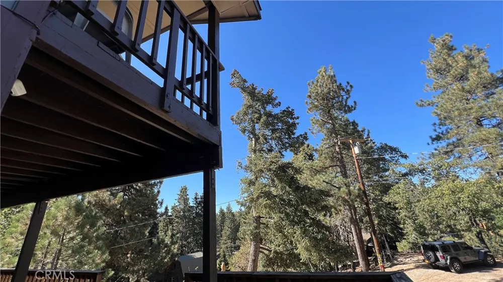 33393 Robin Drive Green Valley Lake, CA 92341