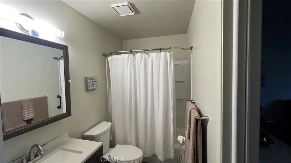 33393 Robin Drive Green Valley Lake, CA 92341