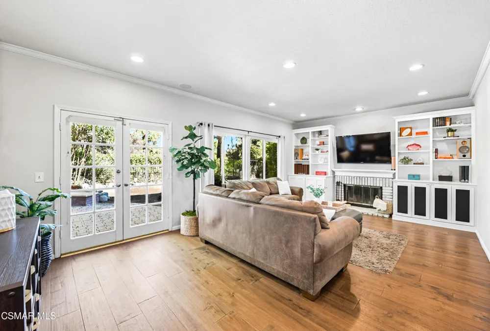 3128 Casino Drive Thousand Oaks, CA 91362