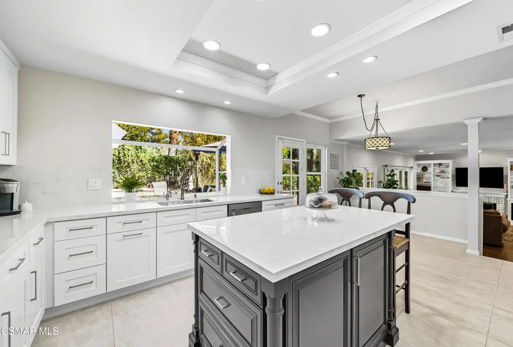 3128 Casino Drive Thousand Oaks, CA 91362