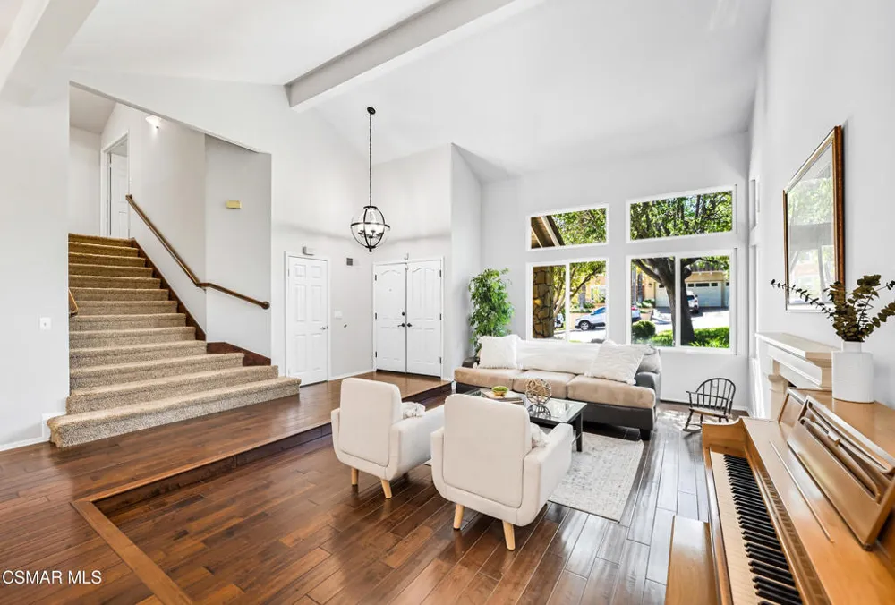 3128 Casino Drive Thousand Oaks, CA 91362