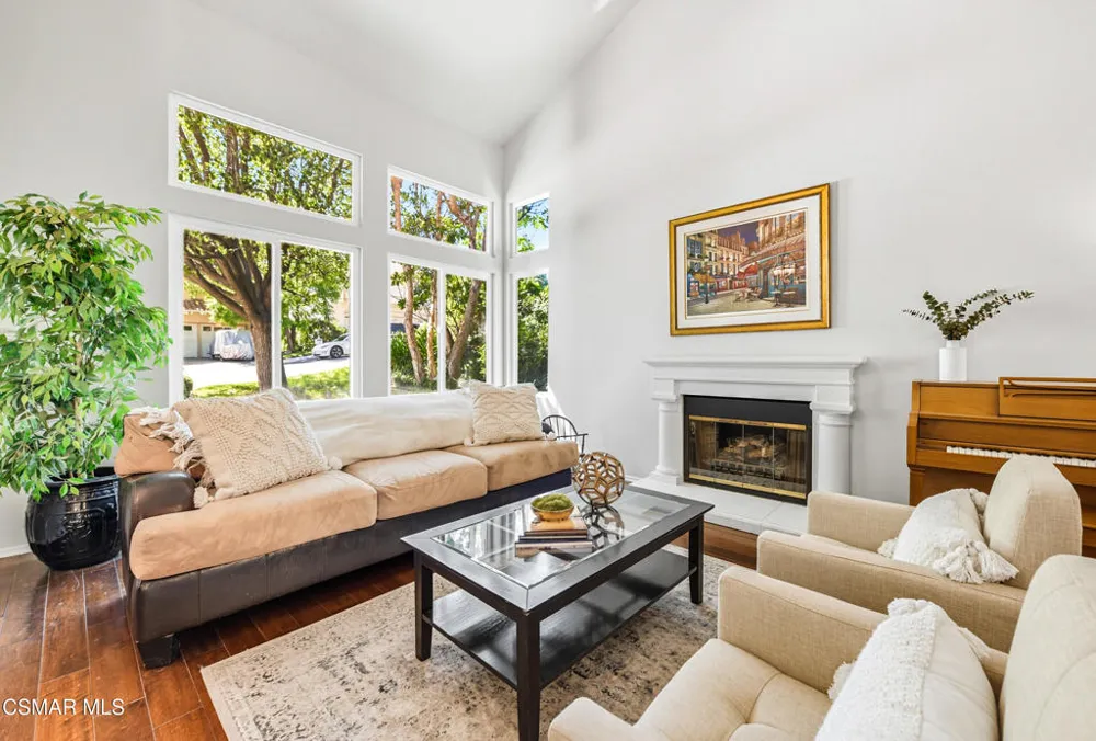 3128 Casino Drive Thousand Oaks, CA 91362