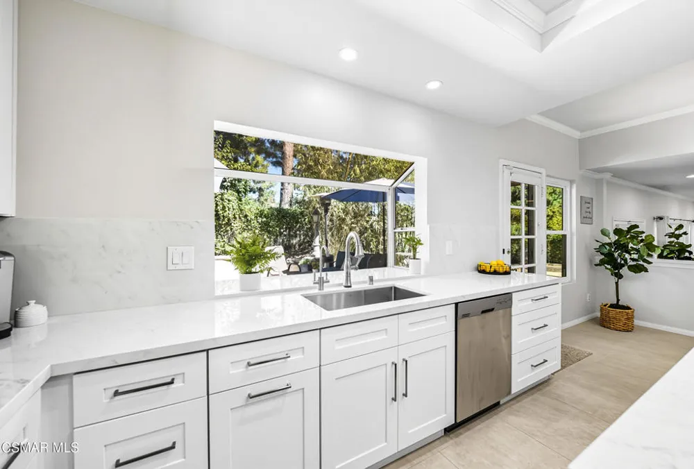 3128 Casino Drive Thousand Oaks, CA 91362