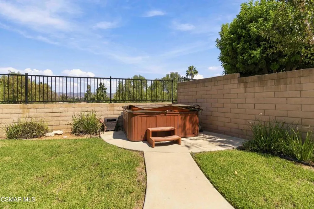 1160 Knottingham Street Simi Valley, CA 93065