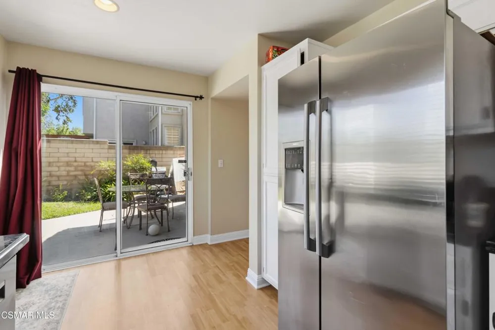 1160 Knottingham Street Simi Valley, CA 93065