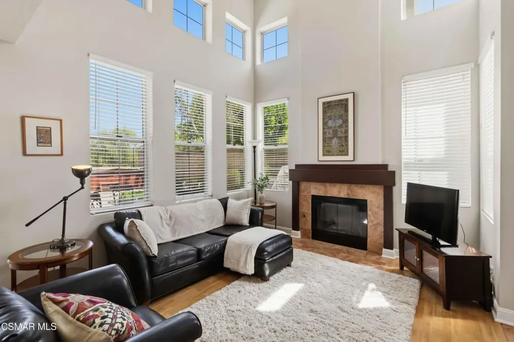 1160 Knottingham Street Simi Valley, CA 93065