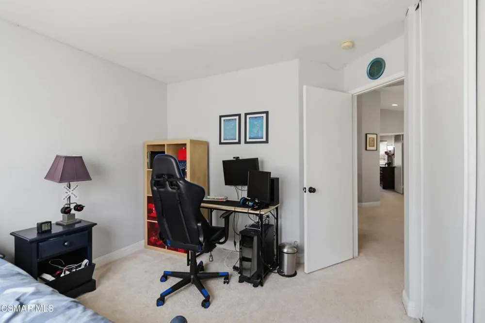 1160 Knottingham Street Simi Valley, CA 93065