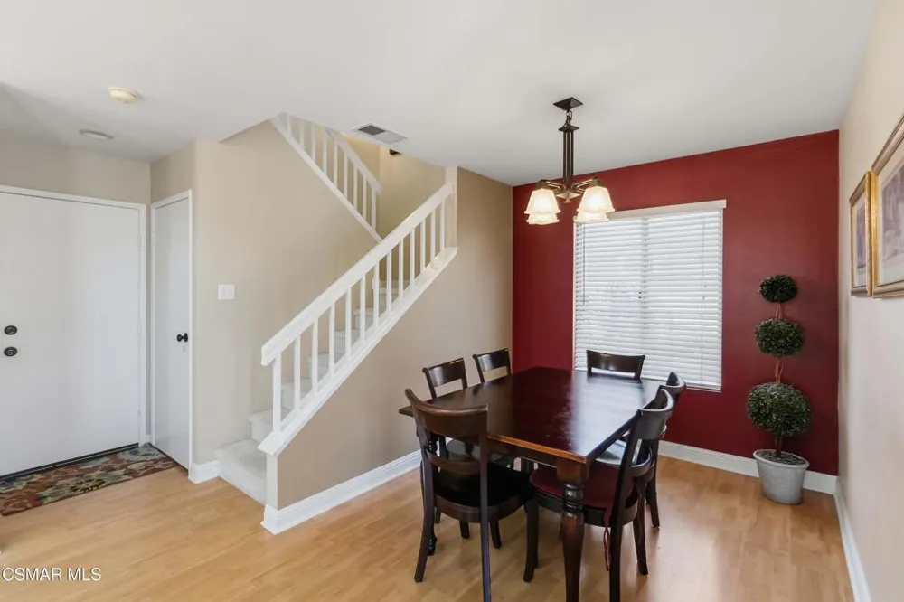 1160 Knottingham Street Simi Valley, CA 93065