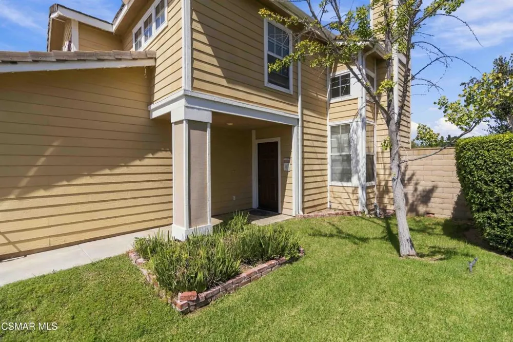1160 Knottingham Street Simi Valley, CA 93065