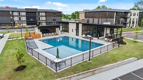 3329 SE MP PARKWAY #308