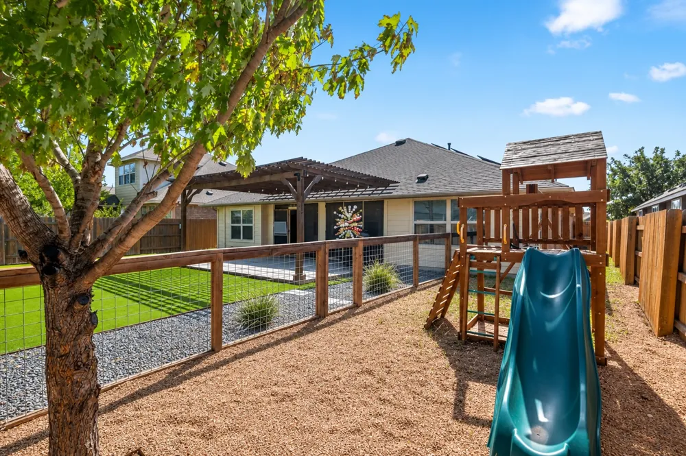 7212 Garnet Mill Lane Austin, TX 78744