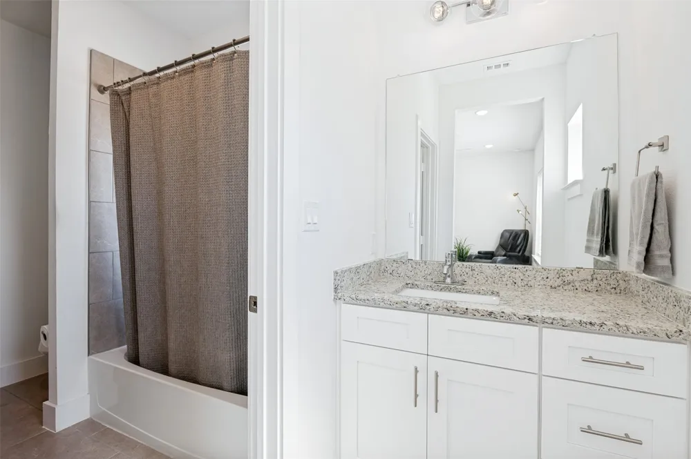 916 Banyan Tree Lane Richardson, TX 75081