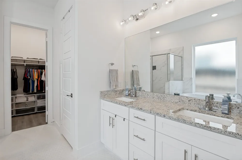 916 Banyan Tree Lane Richardson, TX 75081