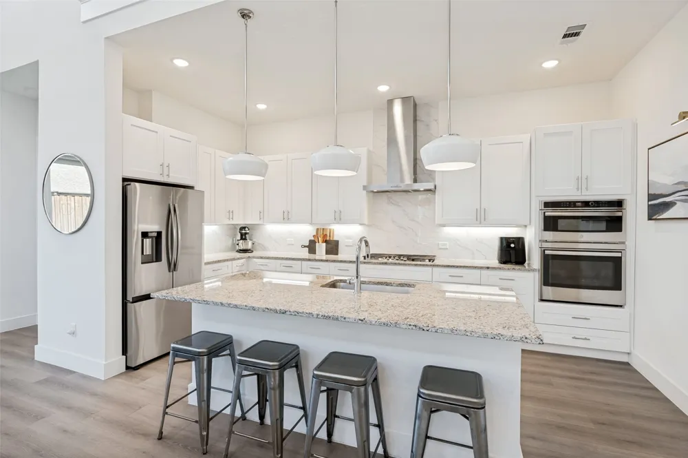 916 Banyan Tree Lane Richardson, TX 75081