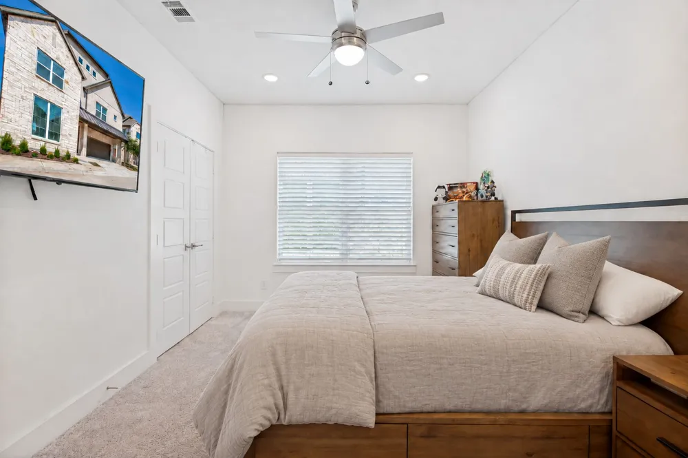 916 Banyan Tree Lane Richardson, TX 75081