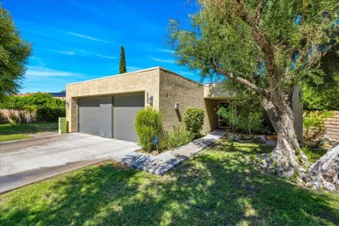 2920 Sunflower Circle W