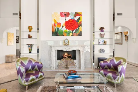 128 Desert West Drive