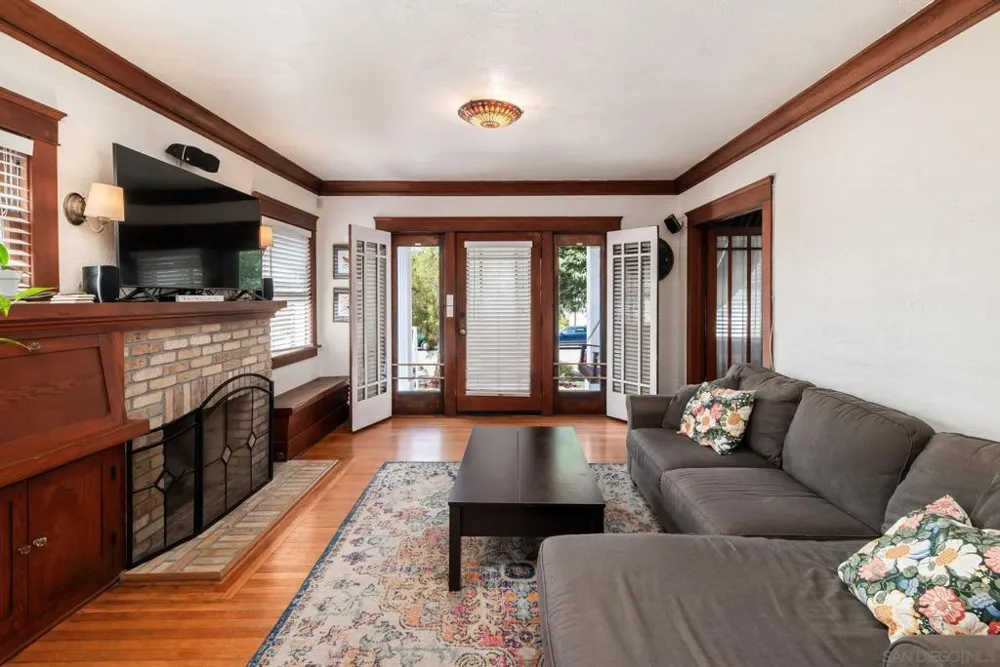4733 Arizona St San Diego, CA 92116
