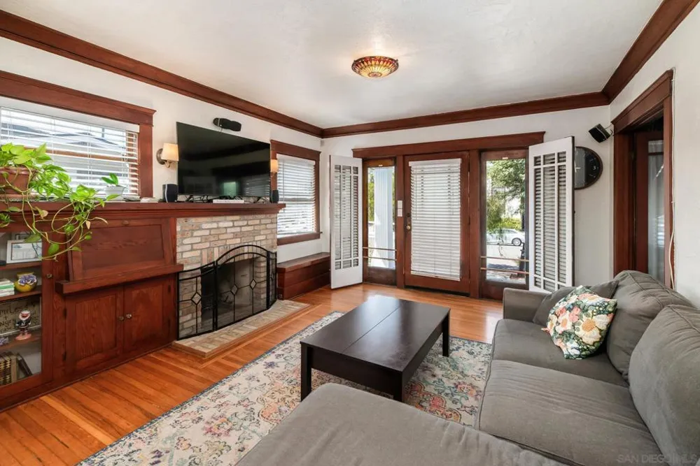4733 Arizona St San Diego, CA 92116