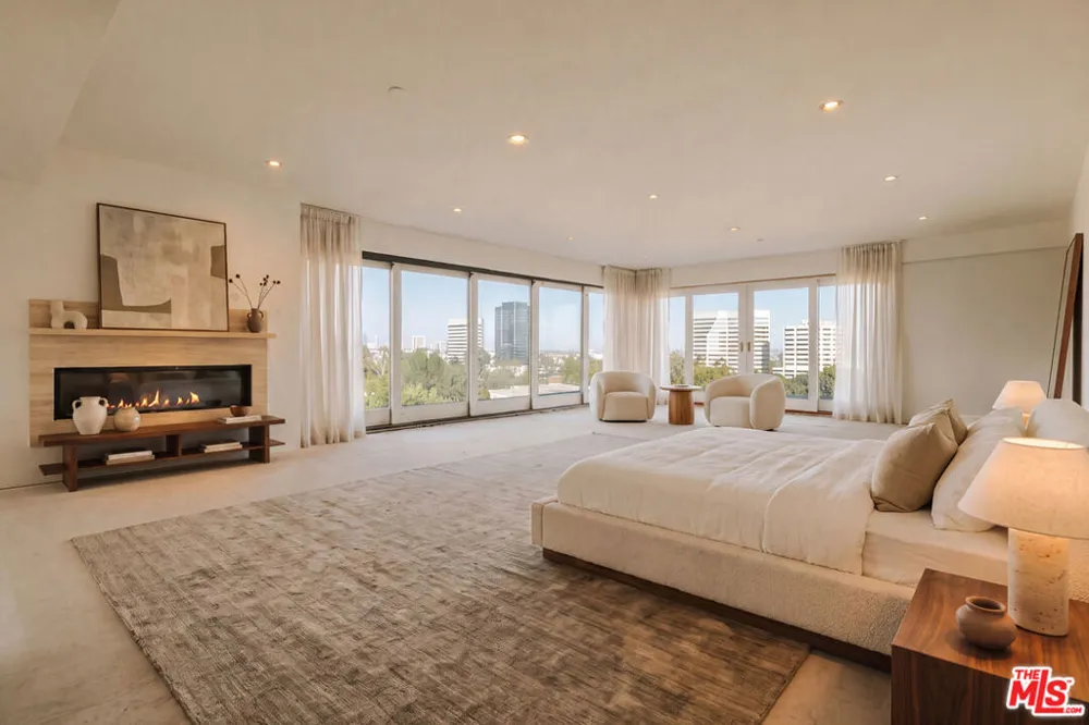 1015 Franklin Street Santa Monica, CA 90403