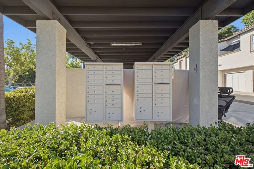 87 Via Contento Rancho Santa Margarita, CA 92688