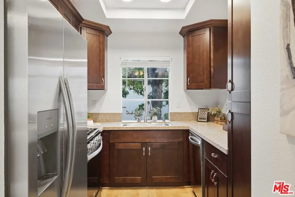87 Via Contento Rancho Santa Margarita, CA 92688