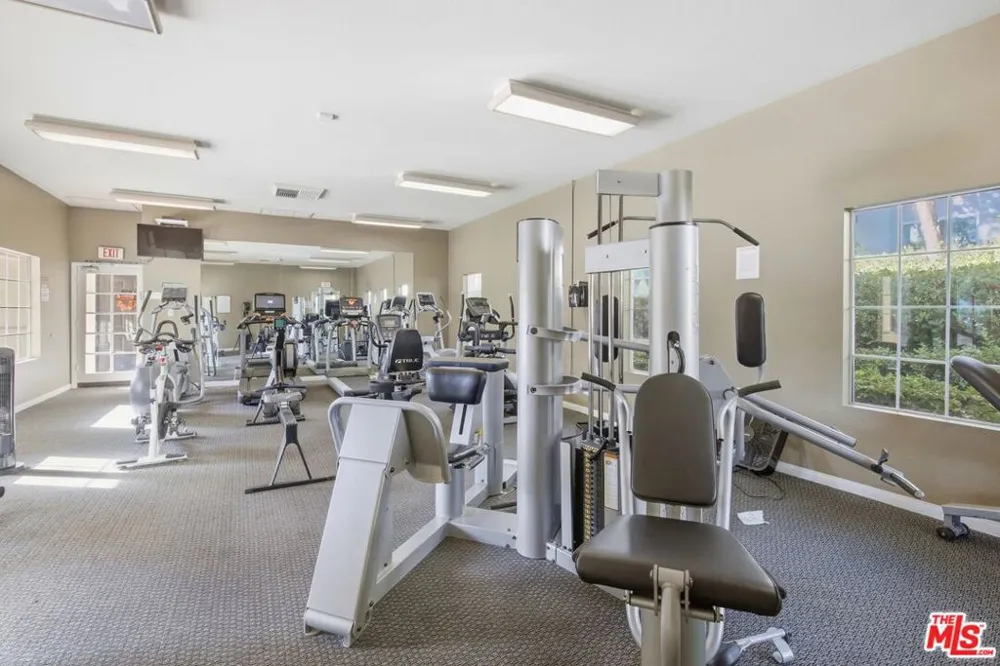 87 Via Contento Rancho Santa Margarita, CA 92688