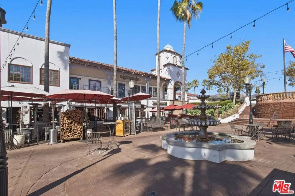 87 Via Contento Rancho Santa Margarita, CA 92688