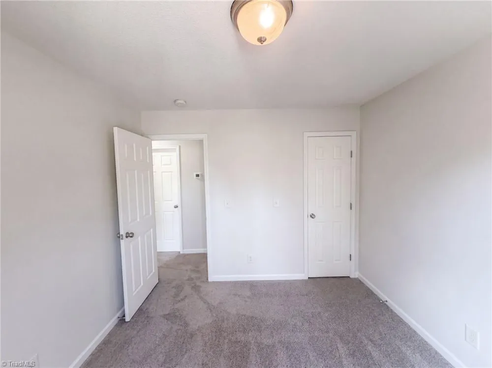 6008 White Chapel Way Greensboro, NC 27405