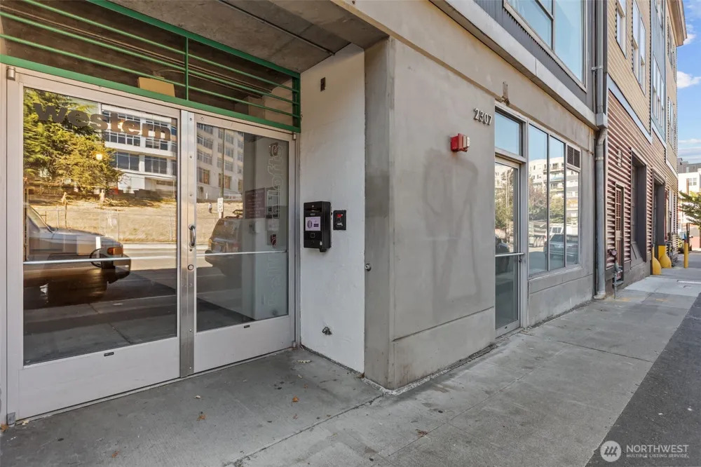 66 Bell Street #4 Seattle, WA 98121