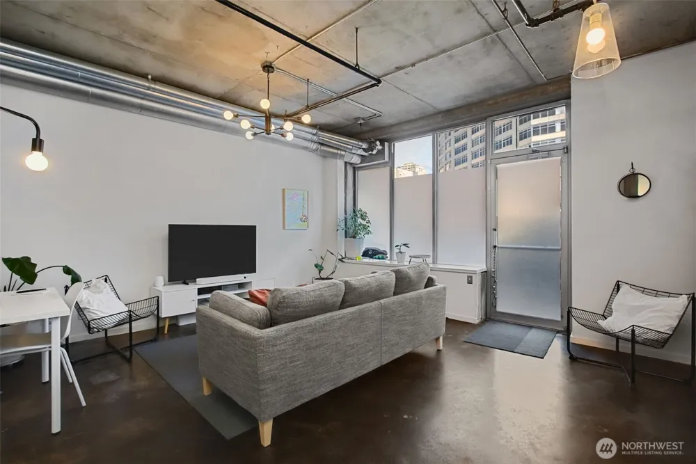 66 Bell Street #4 Seattle, WA 98121
