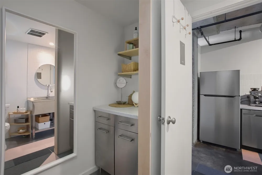 66 Bell Street #4 Seattle, WA 98121