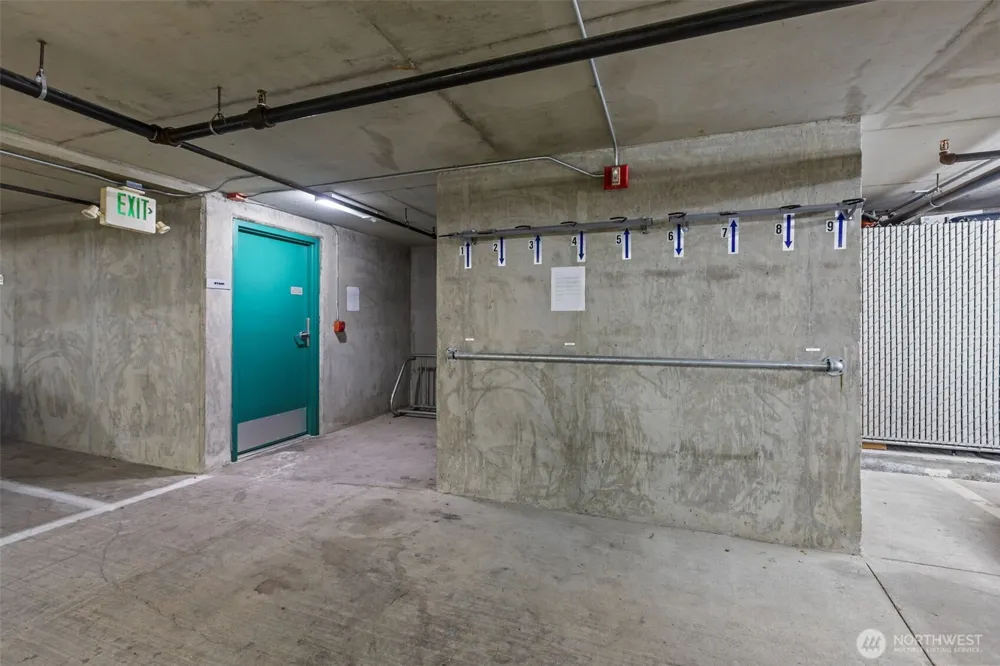 66 Bell Street #4 Seattle, WA 98121