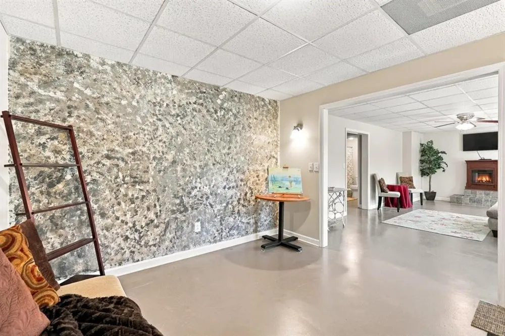 5785 Nash Commons Drive Stone Mountain, GA 30087