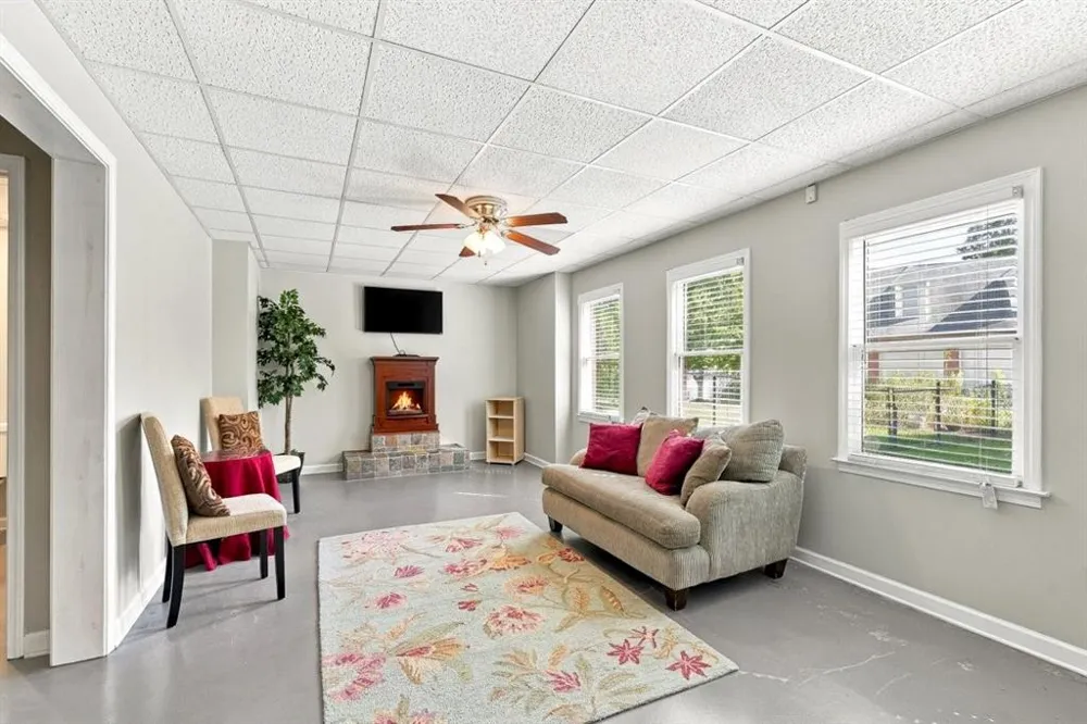 5785 Nash Commons Drive Stone Mountain, GA 30087