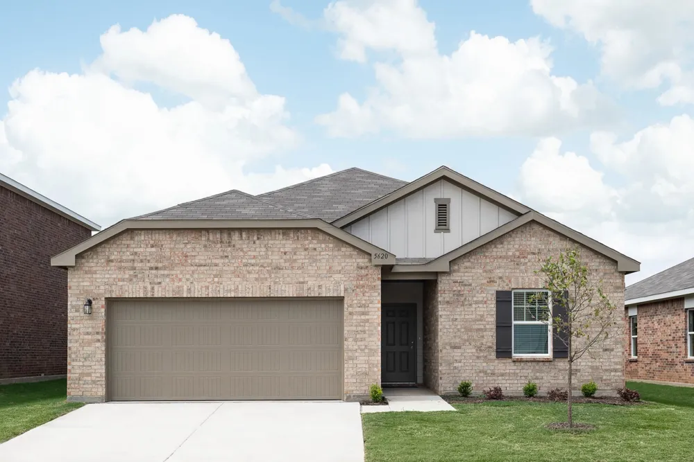 1813 Summit Hill Parkway Howe, TX 75459