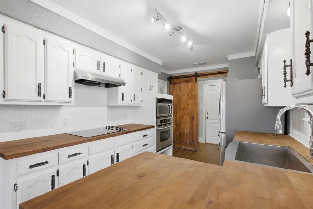 4009 Hemlock Street Fort Worth, TX 76137