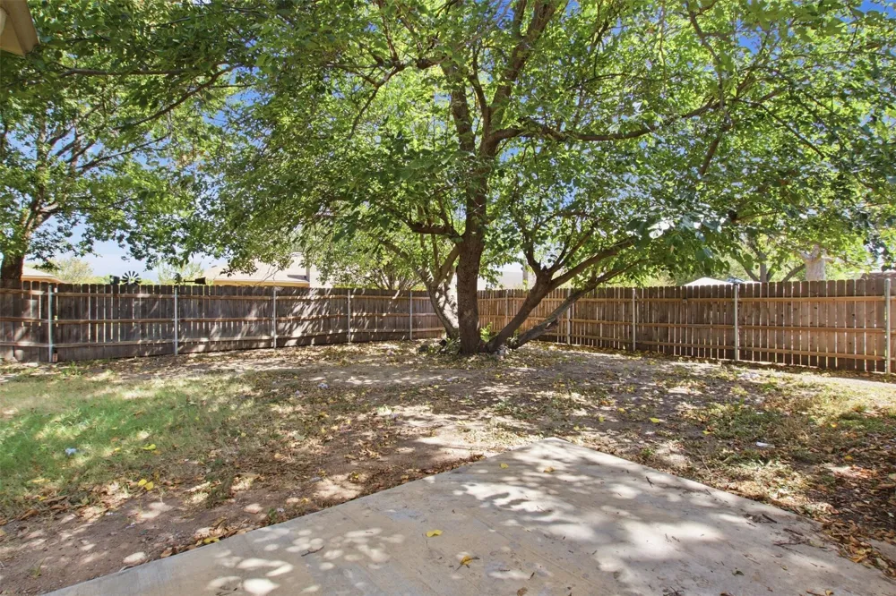 4009 Hemlock Street Fort Worth, TX 76137