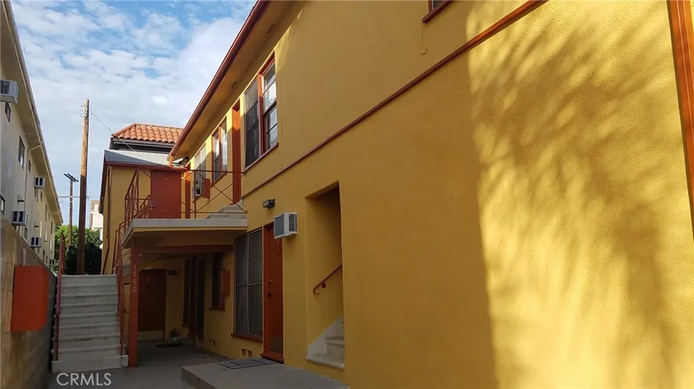 1750 Purdue Los Angeles, CA 90025