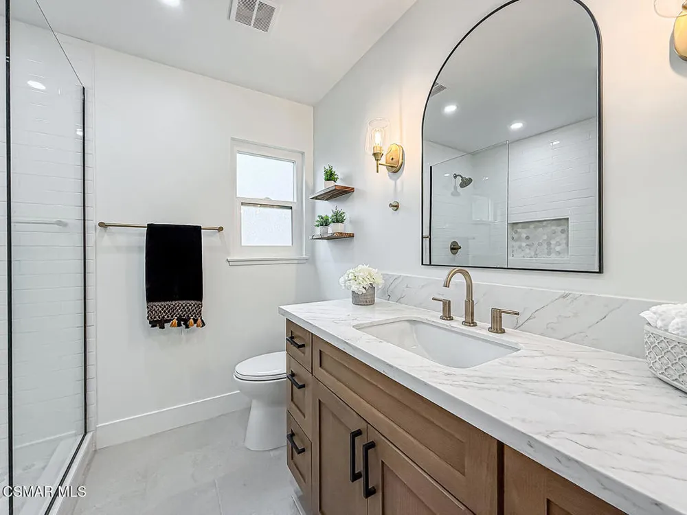 968 Tapies Court Newbury Park, CA 91320
