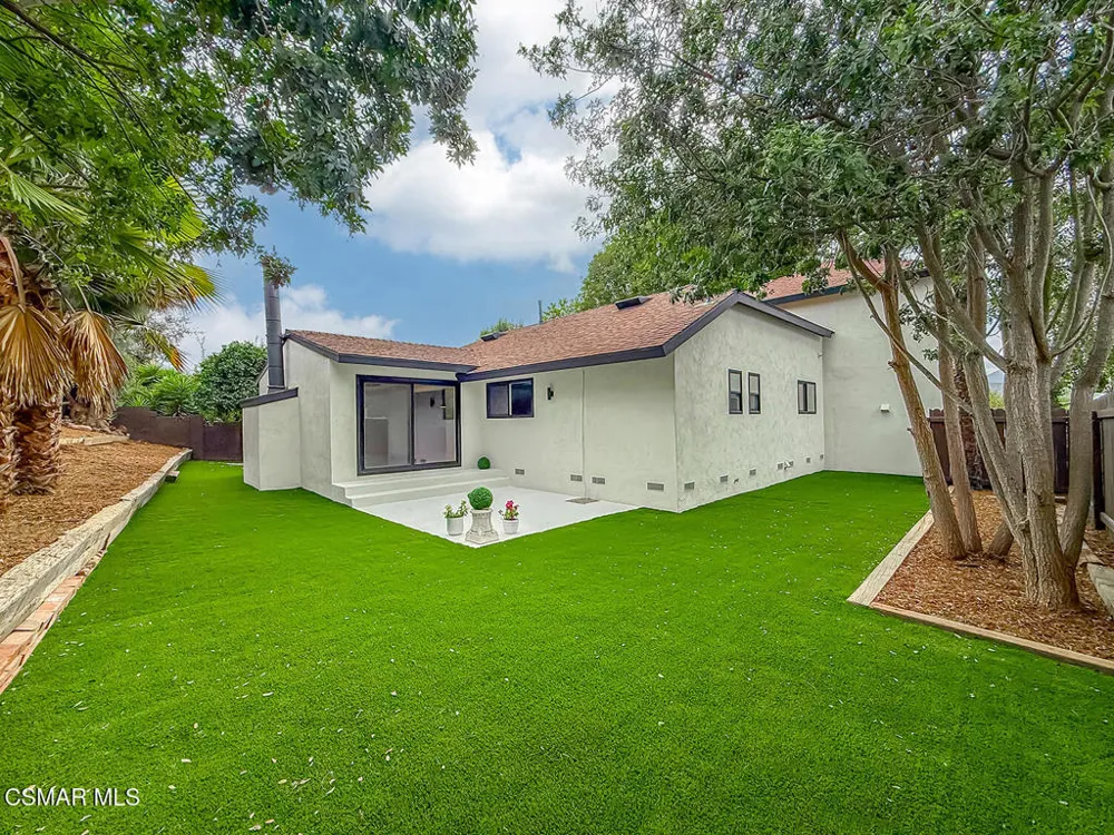 968 Tapies Court Newbury Park, CA 91320
