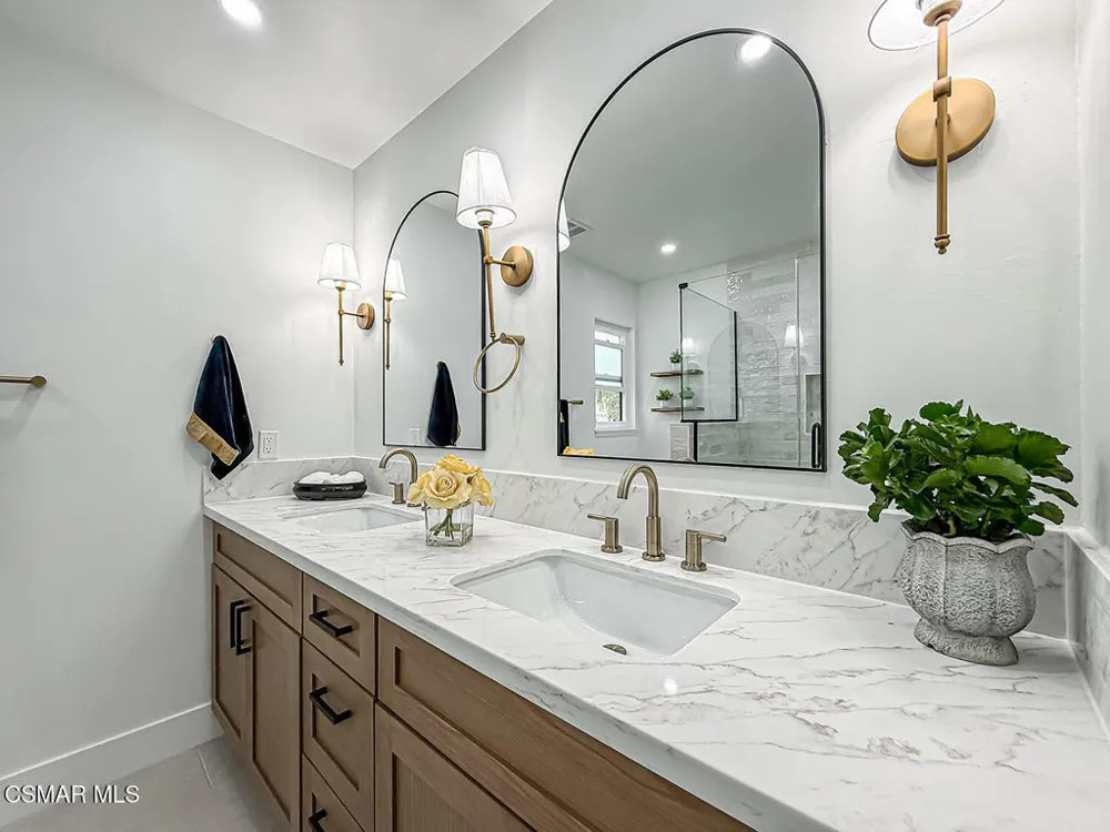 968 Tapies Court Newbury Park, CA 91320