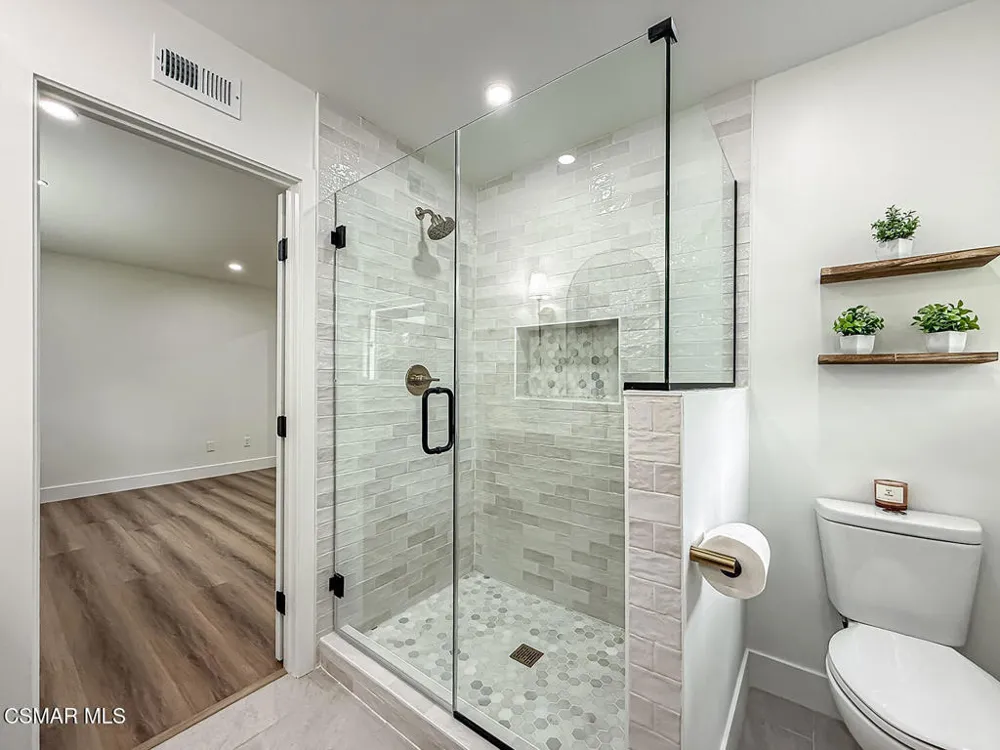 968 Tapies Court Newbury Park, CA 91320